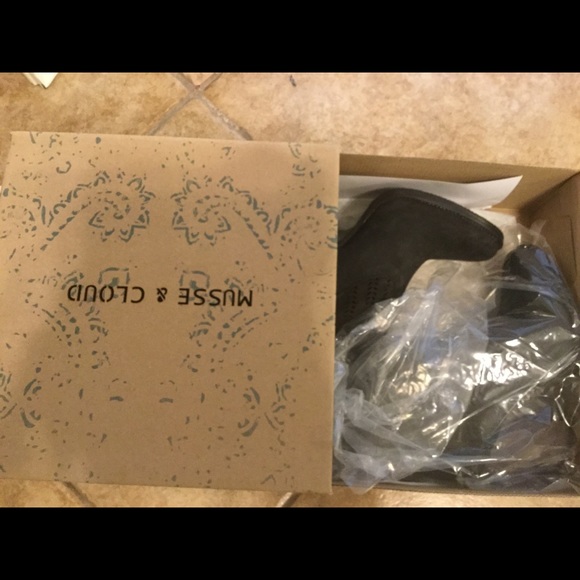 Booties - Picture 8 of 8